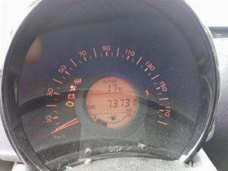 Peugeot 108 108, Hatchback, 2014 1.0 12V picture 14