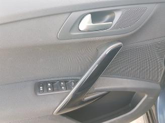 Peugeot 508 SW 1.6 THP Allure picture 22