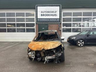 Vrakbiler auto Citroën C3 C3 (SX/SW), Hatchback, 2016 1.2 12V e-THP PureTech 110 2017/4