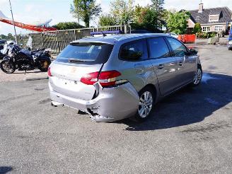 uszkodzony samochody osobowe Peugeot 308 SW 1.6 BlueHDi 2018/4