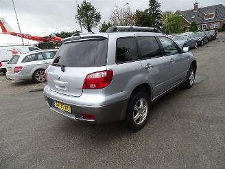 skadebil auto Mitsubishi Outlander 2.0 16v  4x2 2007/1