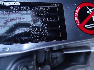 Mazda 2 1.3 picture 6