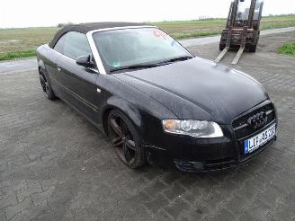 Audi A4 Cabrio 2.0 TDi picture 4