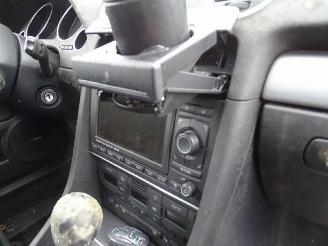 Audi A4 Cabrio 2.0 TDi picture 5