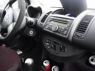 Nissan Note 1.4 16v picture 5