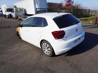 Volkswagen Polo 1.6 TDi picture 2