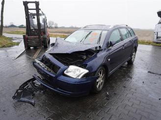 Toyota Avensis Wagon 2.0 16v picture 3