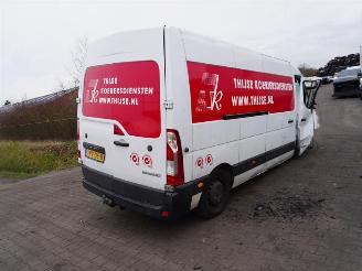 Renault Master 2.3 dCi picture 1