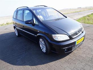 Opel Zafira 2.0 16v Turbo picture 4
