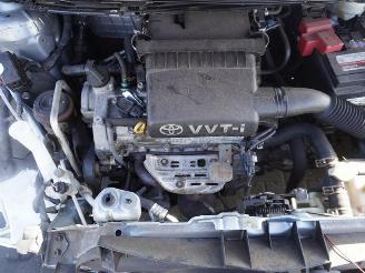 Toyota Yaris 1.3 picture 8