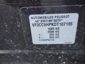 Peugeot 208 1.6 HDi picture 8