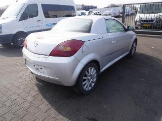 Opel Tigra TwinTop 1.4 16v picture 1