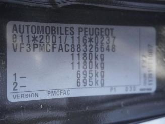 Peugeot 107 1.0 12v picture 8