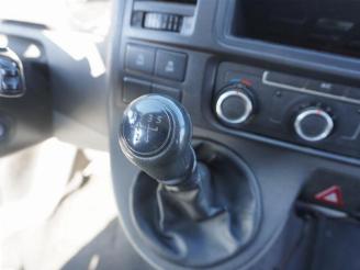 Volkswagen Transporter 2.0 TDi picture 7