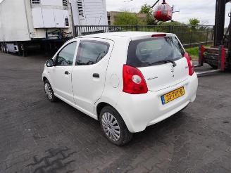 Suzuki Alto 1.0 picture 2