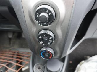 Toyota Yaris 1.3 16v picture 6