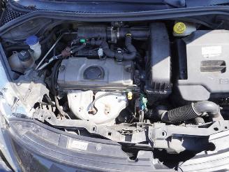 Peugeot 207 1.4 picture 8