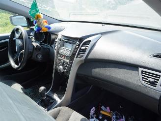 Hyundai I-30 1.4 16v picture 5