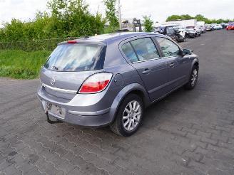 Opel Astra 1.6 16v picture 1