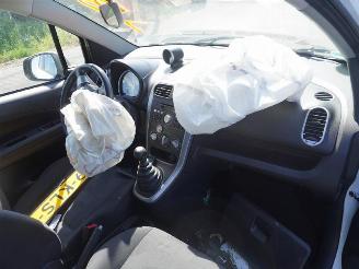 Opel Agila 1.2 12v picture 5