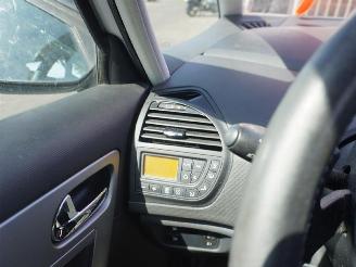 Citroën C4-picasso 1.6 Thp picture 7