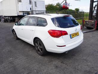 Opel Astra SPORTS TOURER 1.4 Turbo picture 2