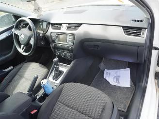 Skoda Octavia Combi 1.6 TDi picture 5