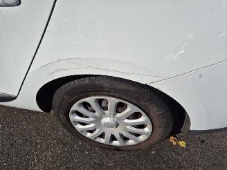 Renault Mégane 1.5 dCi picture 7