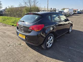 Opel Astra 1.4 picture 1