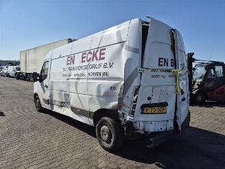 Renault Master 2.3 dCi picture 2