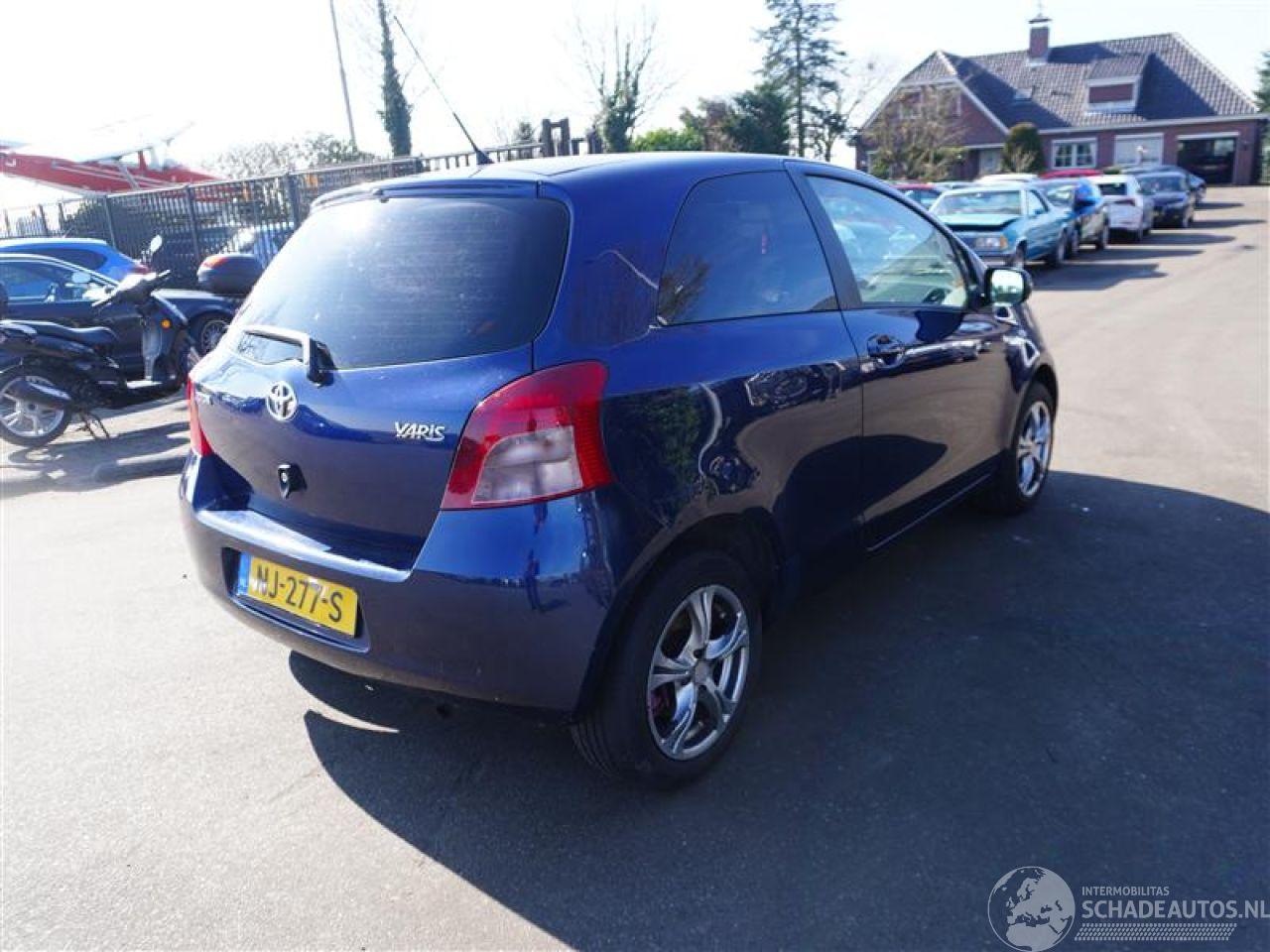 Toyota Yaris 1.0 12v