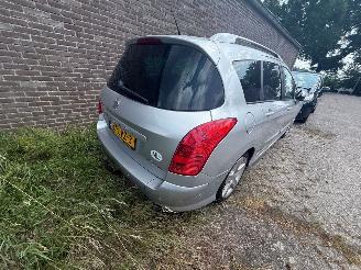 Peugeot 308 88 kW (120 PK)  1598 cc. picture 3