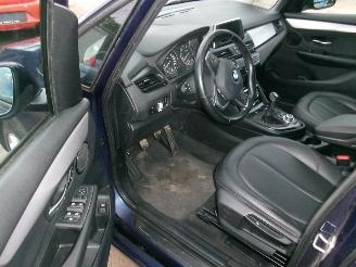 BMW 2-serie 218 i Active Tourer picture 13