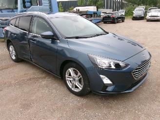 Ford Focus 1.5 Tdci  Break Cool & Connect picture 3