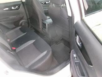 Nissan Qashqai 1.3 Design Automatic picture 29