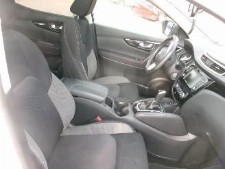 Nissan Qashqai 1.3 Design Automatic picture 27