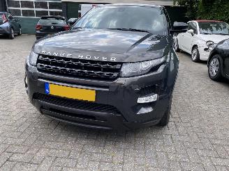 Land Rover Range Rover Evoque 2.0 Si 4WD Prestige Coupe picture 4