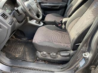 Hyundai Tucson 2.0i Dynamic version Van/Grijs kenteken VASTE PRIJS picture 27