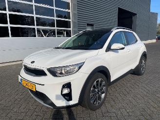 Schadeauto Kia Stonic 1.0i T-GDi 12V SUV  Benzine 998cc 88kW (120pk) FWD 2018/1