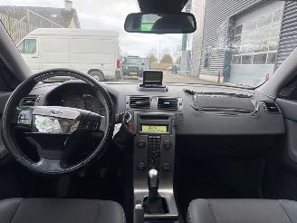 Volvo S-40 1.8 16V Sedan 4Dr Benzine 1.798cc 92kW (125pk) FWD picture 9