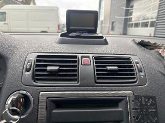 Volvo S-40 1.8 16V Sedan 4Dr Benzine 1.798cc 92kW (125pk) FWD picture 17