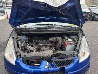 Mitsubishi Colt 1.1 12V Hatchback  Benzine 1.124cc 55kW (75pk) FWD picture 10