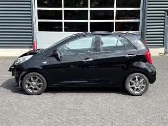 Kia Picanto 1.0 12V Hatchback  Benzine 998cc 49kW (67pk) FWD picture 2