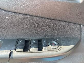 Opel Tigra 1.8 16V Cabrio  Benzine 1.796cc 92kW (125pk) FWD picture 19