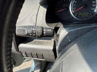 Mazda 5 7 PERSOONS 1.8i 16V MPV  Benzine 1.798cc 85kW (116pk) FWD picture 18