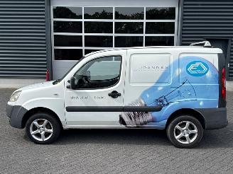 Fiat Doblo 1.3 D 16V Multijet Bestel  Diesel 1.248cc 55kW (75pk) FWD picture 2