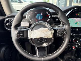 Mini Cooper 1.5 12V Cooper Hatchback 2Dr Benzine 1.499cc 100kW (136pk) FWD picture 13