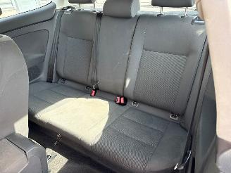 Volkswagen Golf 1.4 FSI 16V Hatchback  Benzine 1.390cc 66kW (90pk) FWD picture 10