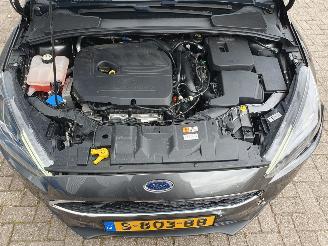 Ford Focus 1.5 Titanium picture 9