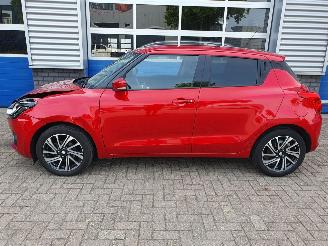 Suzuki Swift 1.2 Style Smart Hybrid picture 2
